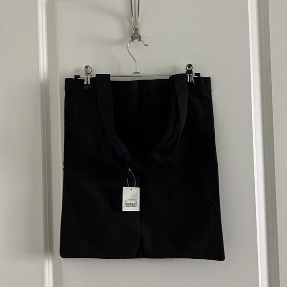 Los Angeles New York Canvas Black Tote Bag - Picture 2 of 2